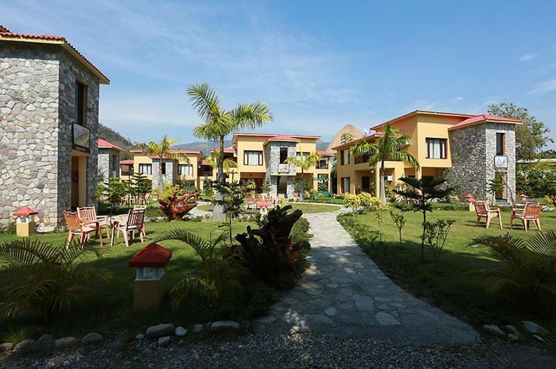 נייניטל Dewdrop Mango Bloom Resort מראה חיצוני תמונה